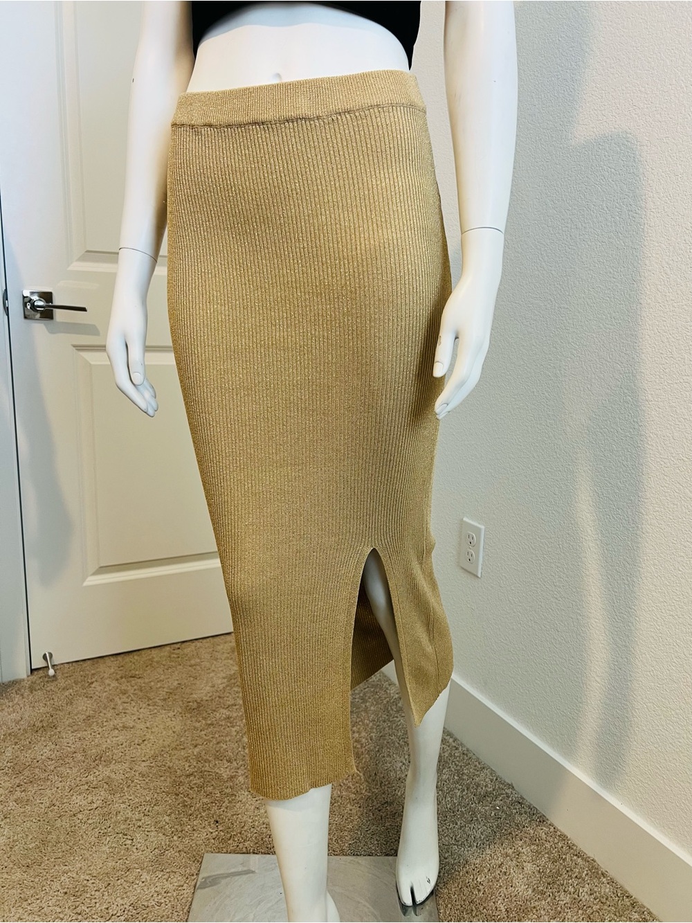 Zara Metallic Gold Ribbed Midi Skirt with Front Slit